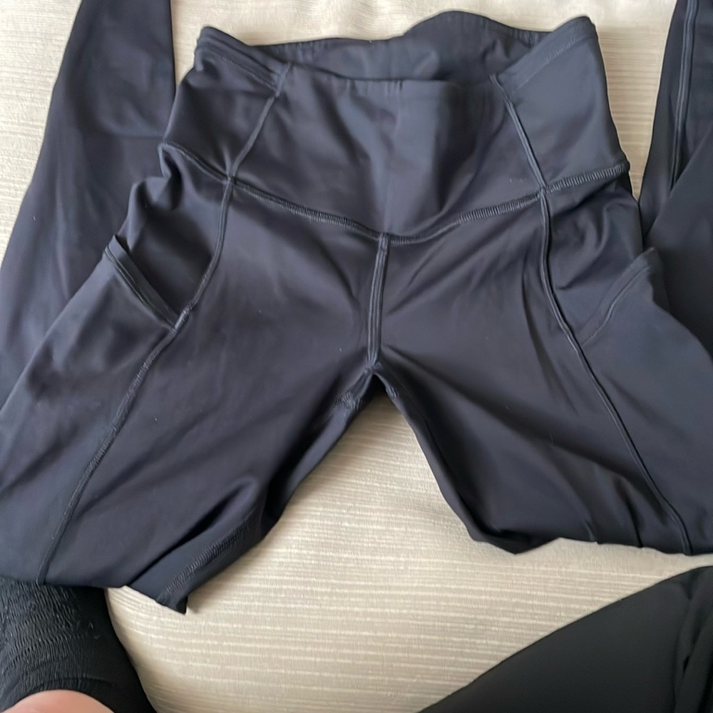 Black Lululemon Leggings size 4